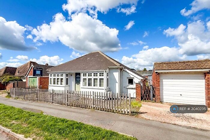 3 Bedroom Bungalow To Rent In School Lane, Polegate, BN26