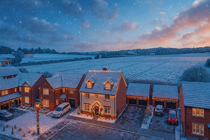 5 Bedroom Property For Sale In Northumberland Road, Widnes, WA8