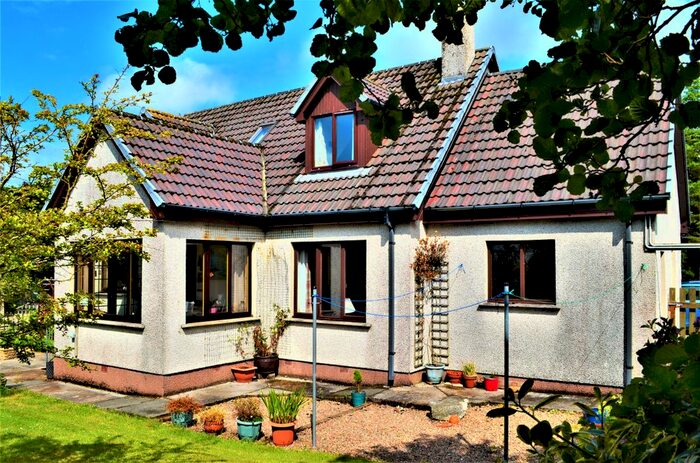 3 Bedroom Detached House For Sale In Melbost, Isle Of Lewis, HS2