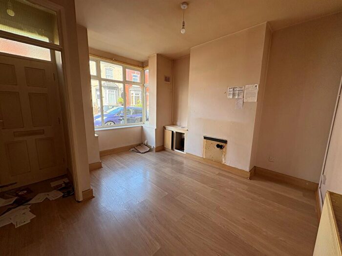 2 Bedroom Terraced House For Sale In Parkes Street, Smethwick, B67