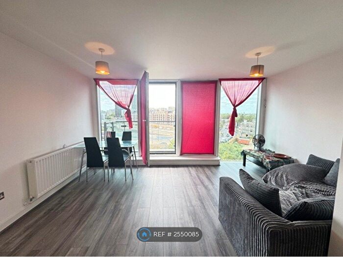 2 Bedroom Flat To Rent In Angel Lane, London, E15