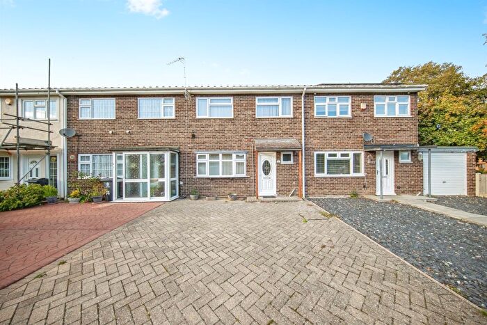 3 Bedroom Terraced House For Sale In Old Vicarage Road, Harwich, CO12