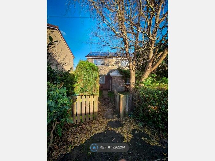 3 Bedroom Terraced House To Rent In Canterbury Walk, Carlton-In-Lindrick, Worksop S81