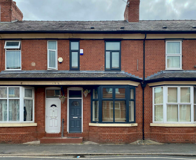 4 Bedroom Terraced House To Rent In Hartington Street, Manchester, M14