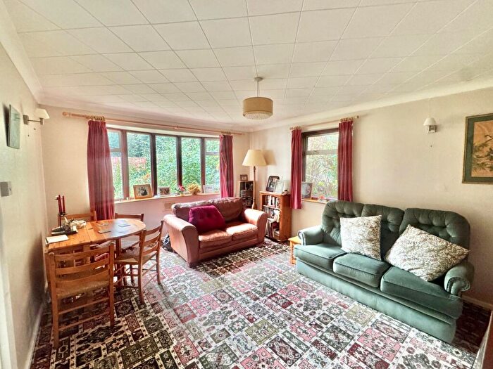 2 Bedroom Bungalow For Sale In Bybrook Way, Sandgate, Folkestone, Kent, CT20