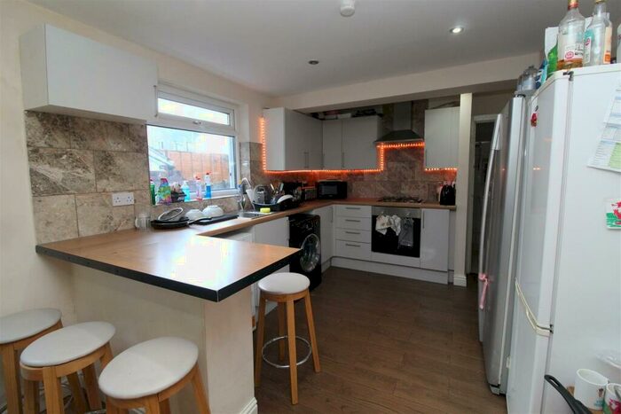 5 Bedroom House To Rent In Keppoch Street, Roath, Cardiff, CF24