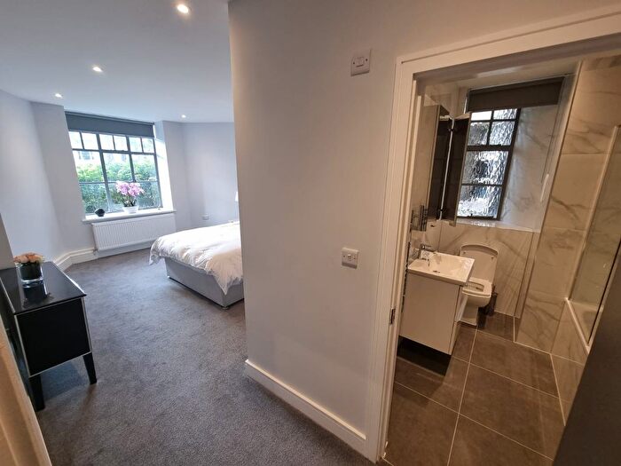 3 Bedroom Flat To Rent In Maida Vale, Maida Vale, W9
