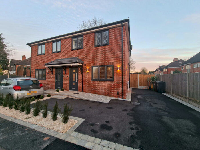 3 Bedroom Semi-Detached House To Rent In Hazeloak Road, Shirley, Solihull, B90