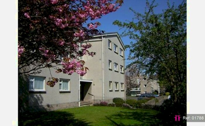 3 Bedroom Apartment To Rent In Marchmont, Edinburgh, EH9