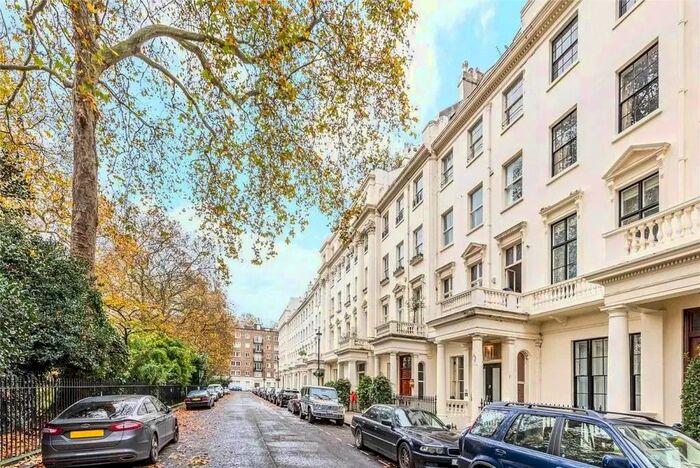 2 Bedroom Flat To Rent In Hyde Park Square, London, W2
