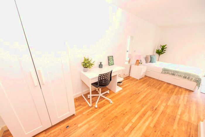 Property To Rent In The Studios, Plaza Boulevard, Liverpool, L8