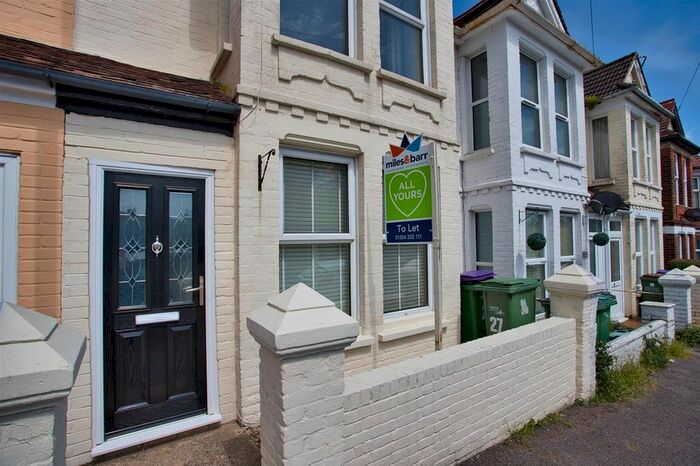 4 Bedroom Semi-Detached House To Rent In Morrison Road, Folkestone, CT20