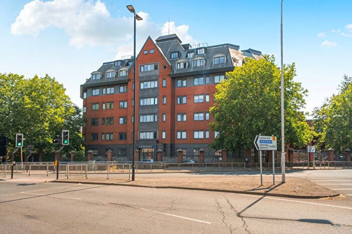 1 Bedroom Flat For Sale In Verona Apartments, , Wellington Street, SL1