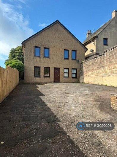2 Bedroom Flat To Rent In Ashcroft House, Larbert, FK5
