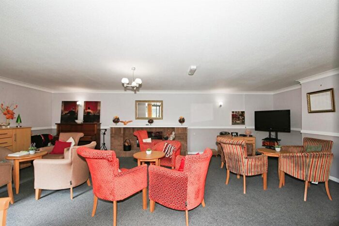 1 Bedroom Flat For Sale In Homenene House, Orton Goldhay, Peterborough, PE2