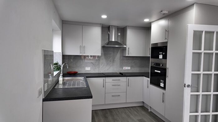 3 Bedroom Flat For Sale In Bowers Walk, London, E6