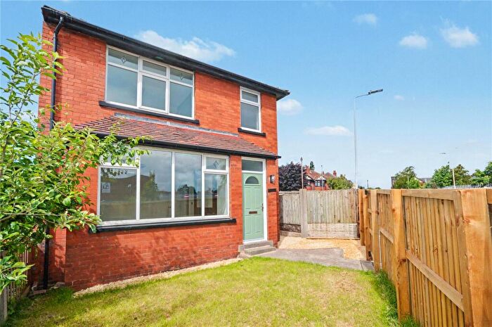 3 Bedroom Detached House For Sale In Barkly Road, Leeds, West Yorkshire, LS11