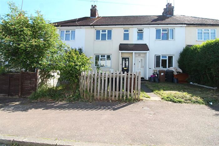 3 Bedroom Terraced House For Sale In Blackhorse Lane, South Mimms, Potters Bar, EN6