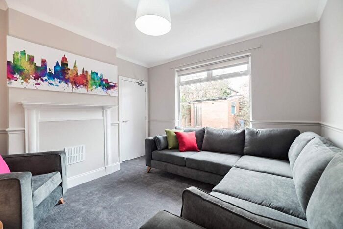4 Bedroom Detached House To Rent In Middleton Street, Beeston, Nottingham, NG9