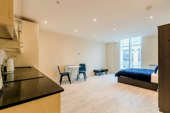 Studio To Rent In Brixton Road, Brixton, London, SW9