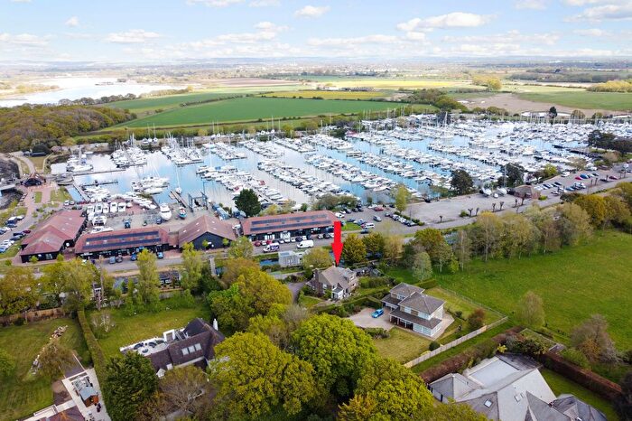 5 Bedroom Detached House For Sale In Lock Lane, Chichester, PO20