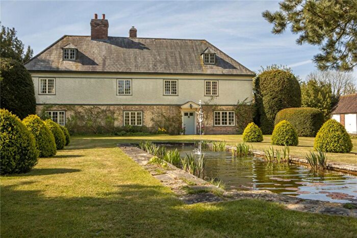 5 Bedroom Equestrian Facility For Sale In Roundway, Devizes, Wiltshire, SN10