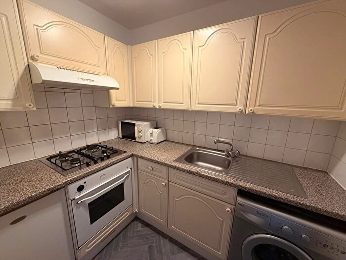1 Bedroom Flat To Rent In Swinburne Street, Derby, Derby City, DE1