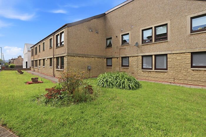 2 Bedroom Flat For Sale In Palmer Court, Grangemouth, FK3