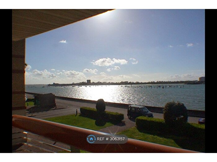 2 Bedroom Flat To Rent In Lock Approach, Port Solent, Portsmouth, PO6