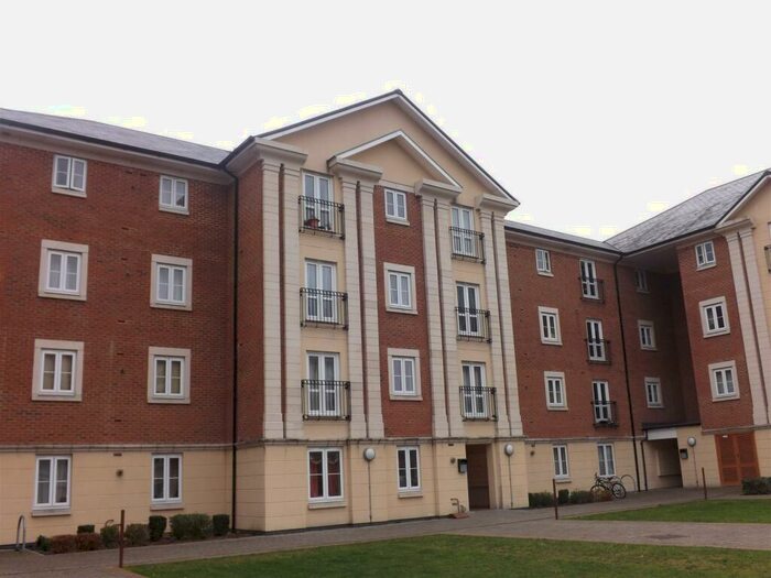 2 Bedroom Apartment To Rent In Brunel Crescent, Central Swindon, SN2