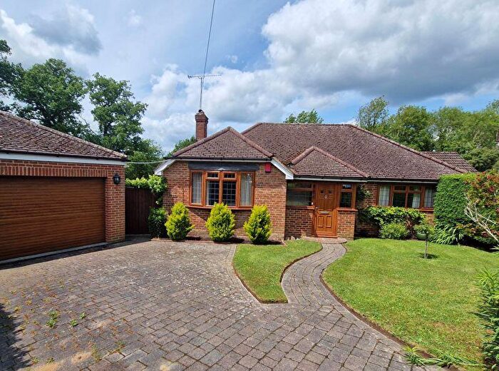 2 Bedroom Detached House For Sale In Manor Close, East Horsley, KT24