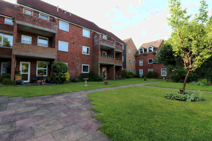 2 Bedroom Apartment To Rent In Haslers Court, Fryerning Lane, Ingatestone, CM4