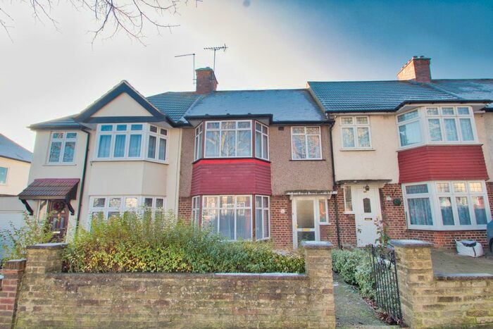 3 Bedroom Terraced House To Rent In Whitton Avenue East, Greenford, UB6