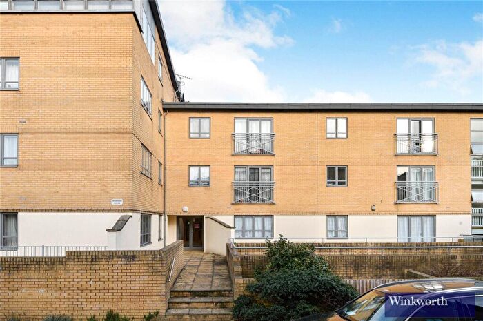 1 Bedroom Apartment For Sale In Sovereign Place, Harrow, HA1
