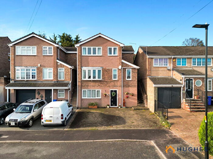 4 Bedroom Detached House For Sale In Darley Grove, Stannington, Sheffield, S6