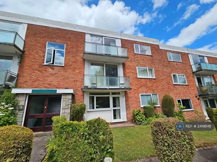 2 Bedroom Flat To Rent In Foley Road East, Sutton Coldfield, B74