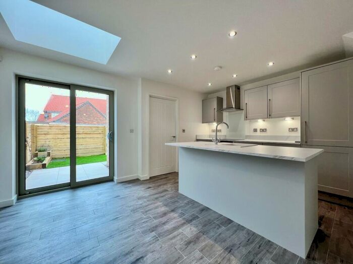 3 Bedroom House To Rent In Thwaite Street, Cottingham, Uk, HU16