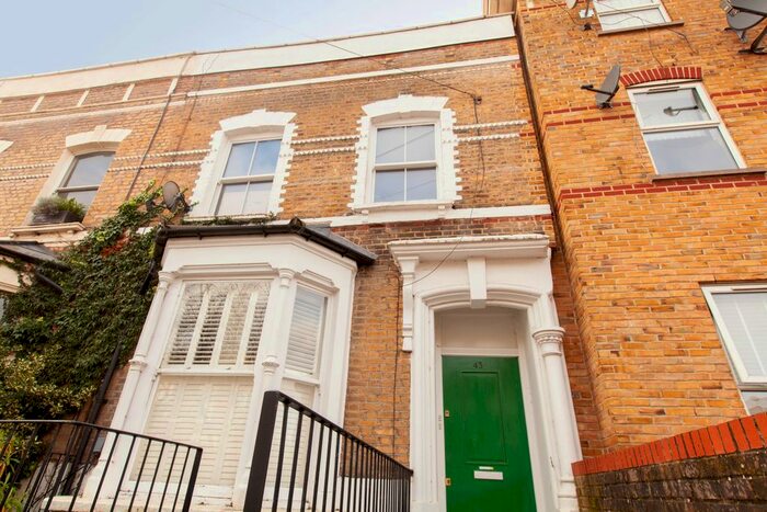 2 Bedroom Flat To Rent In Jenner Road, London, N16