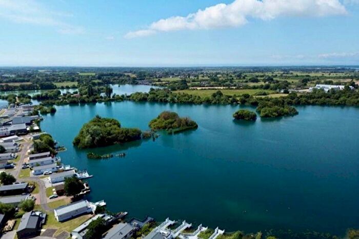 2 Bedroom Caravan For Sale In Chichester Lakeside Holiday Park, Vinnetrow Road, Chichester, West Sussex, PO20