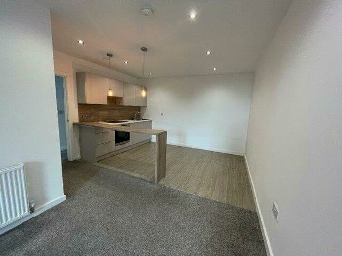 2 Bedroom Flat To Rent In Sumner House, St Thomas's Road, Chorley, PR7