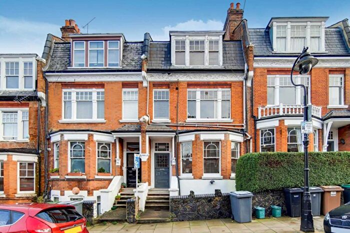 2 Bedroom Apartment To Rent In Milton Avenue, Highgate, N6