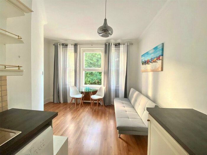 1 Bedroom Flat To Rent In Normand Lodge, Greyhound Road, W14
