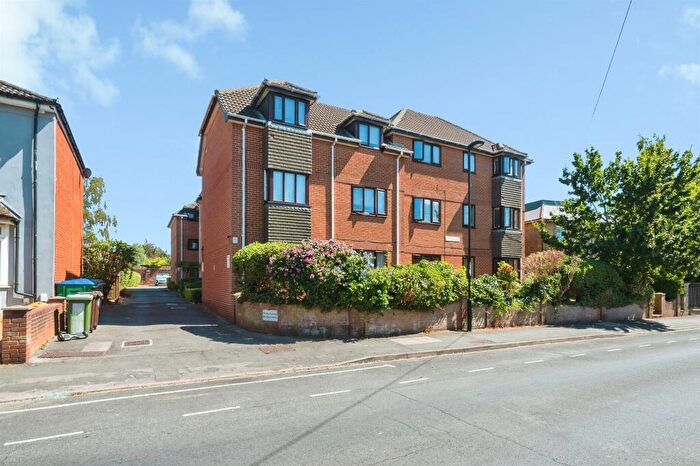 2 Bedroom Flat For Sale In Park Road, Southampton, SO15
