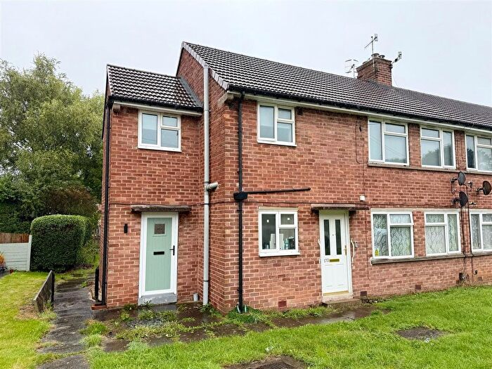 1 Bedroom Flat To Rent In Kirkstone Road, Chesterfield, S41