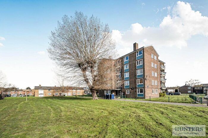 2 Bedroom Flat For Sale In Finchale Road, Abbey Wood, SE2