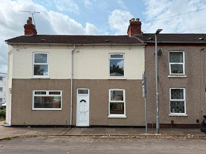 3 Bedroom Terraced House To Rent In Greenwood Road, Northampton, NN5