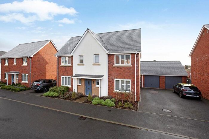 4 Bedroom Detached House For Sale In St. Georges Lane, Holcombe, EX7