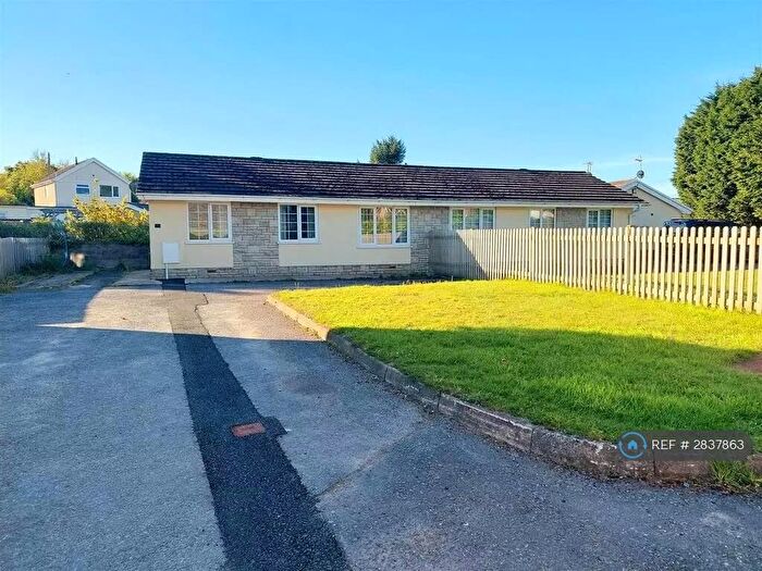 2 Bedroom Bungalow To Rent In Ashley Court, Swansea, SA4