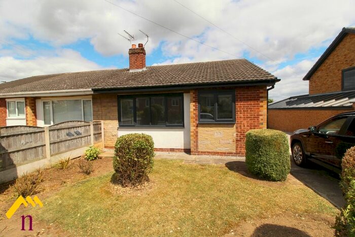 2 Bedroom Bungalow To Rent In Sherburn Close, Skellow, Doncaster, DN6
