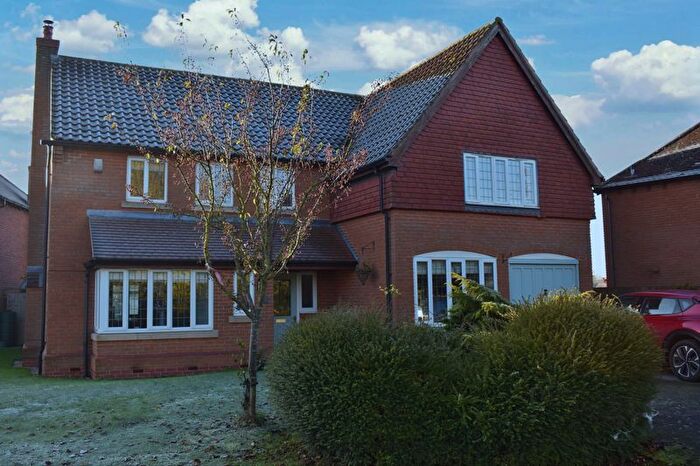 5 Bedroom Detached House For Sale In Manor House Drive, North Muskham, NG23